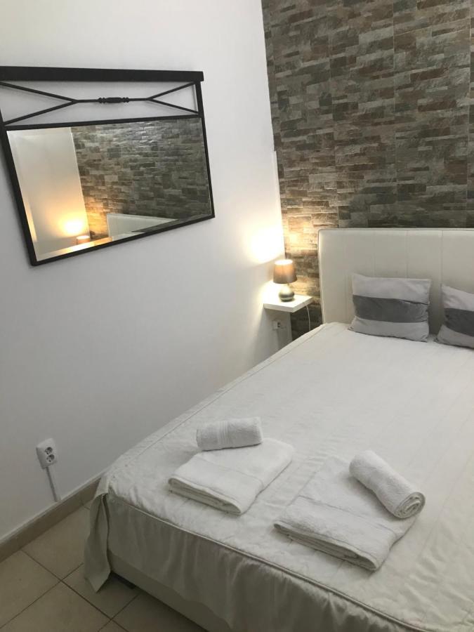 Sun Place Guest House Lagos Exterior photo